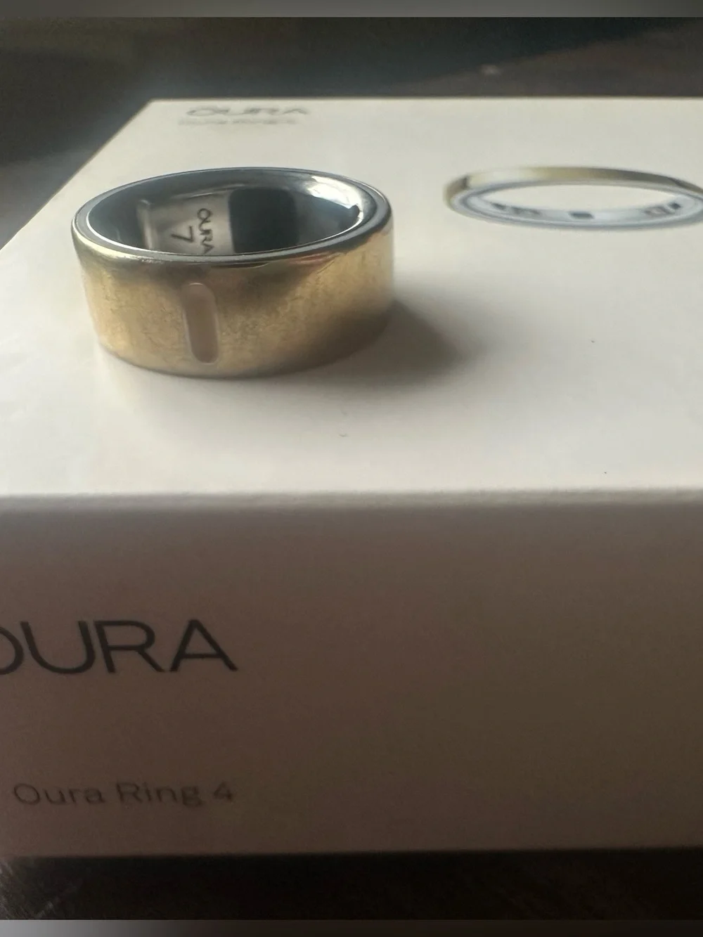 Oura Ring 4 Starter Kit - Gold Size 7